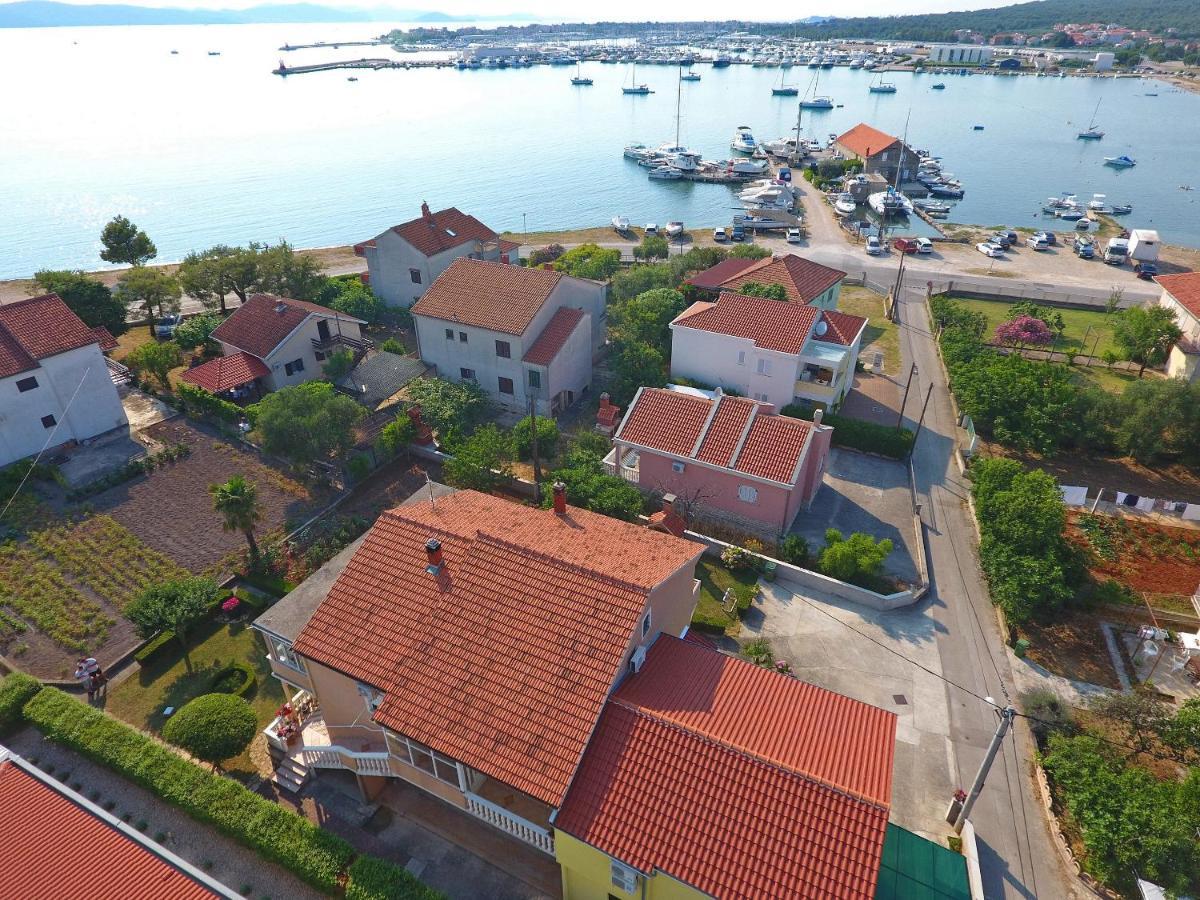 Apartmani Dane Sukošan Exterior foto